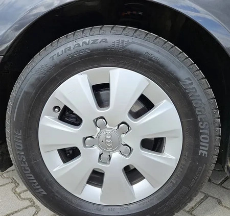 Audi A3 cena 28900 przebieg: 192000, rok produkcji 2010 z Chęciny małe 497